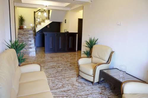 Hotel Anna Junior 塔古玖 外观 照片
